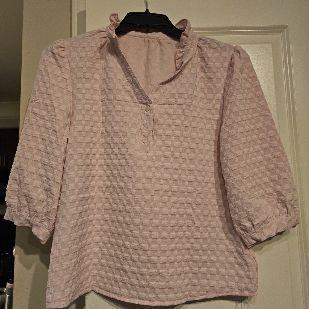 Chic Ruffled Pink Blouse - Picture 3 of 3